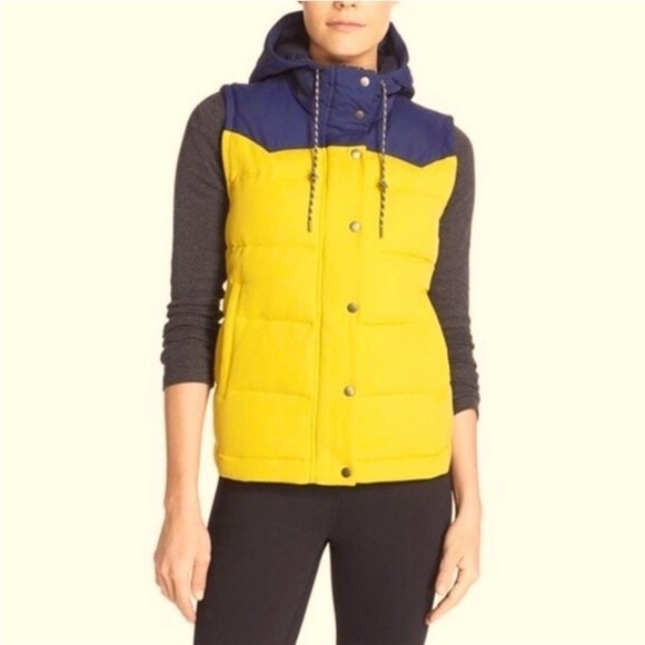 Patagonia Bivy Vest Sulphur Yellow XS Mushroom Print Lining Hooded - Picture 14 of 14